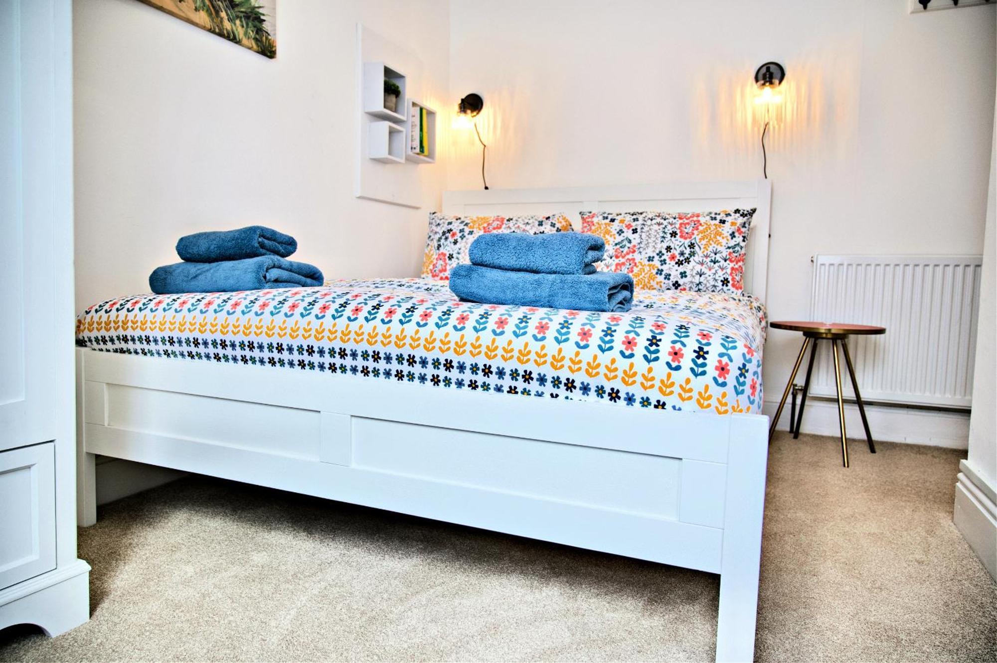 Harbour & Mountain Views, Porthmadog House, Sleeps 9, 4 Bedrooms, Two And Half Bathrooms Buitenkant foto